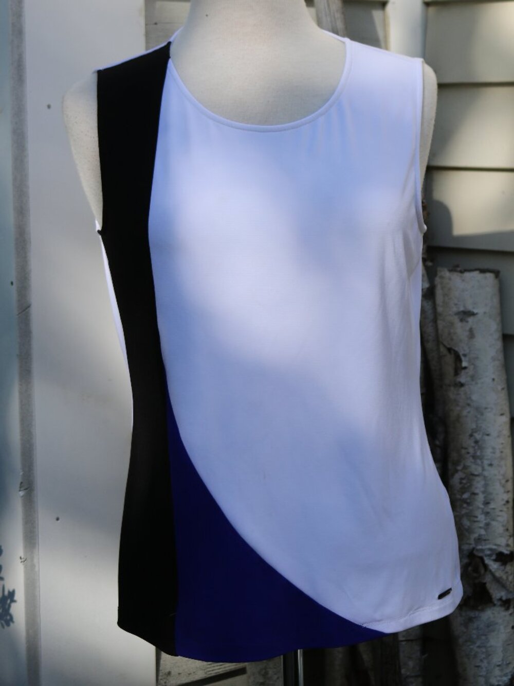 Calvin Klein White Blue Black Side Stripe Jersey Knit Sleeveless Top Sz LARGE